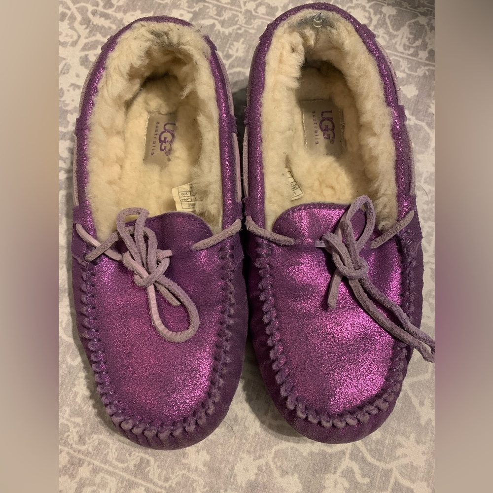 Ugg Australia Moccasin Slippers Purple Sparkle Size 6